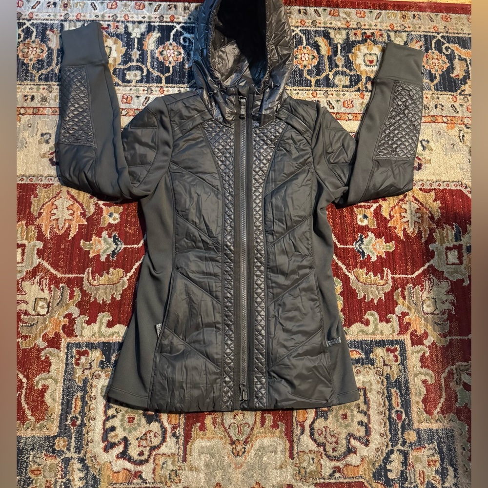 Athleta Puffer Jacket Womens Size Small Gray Black